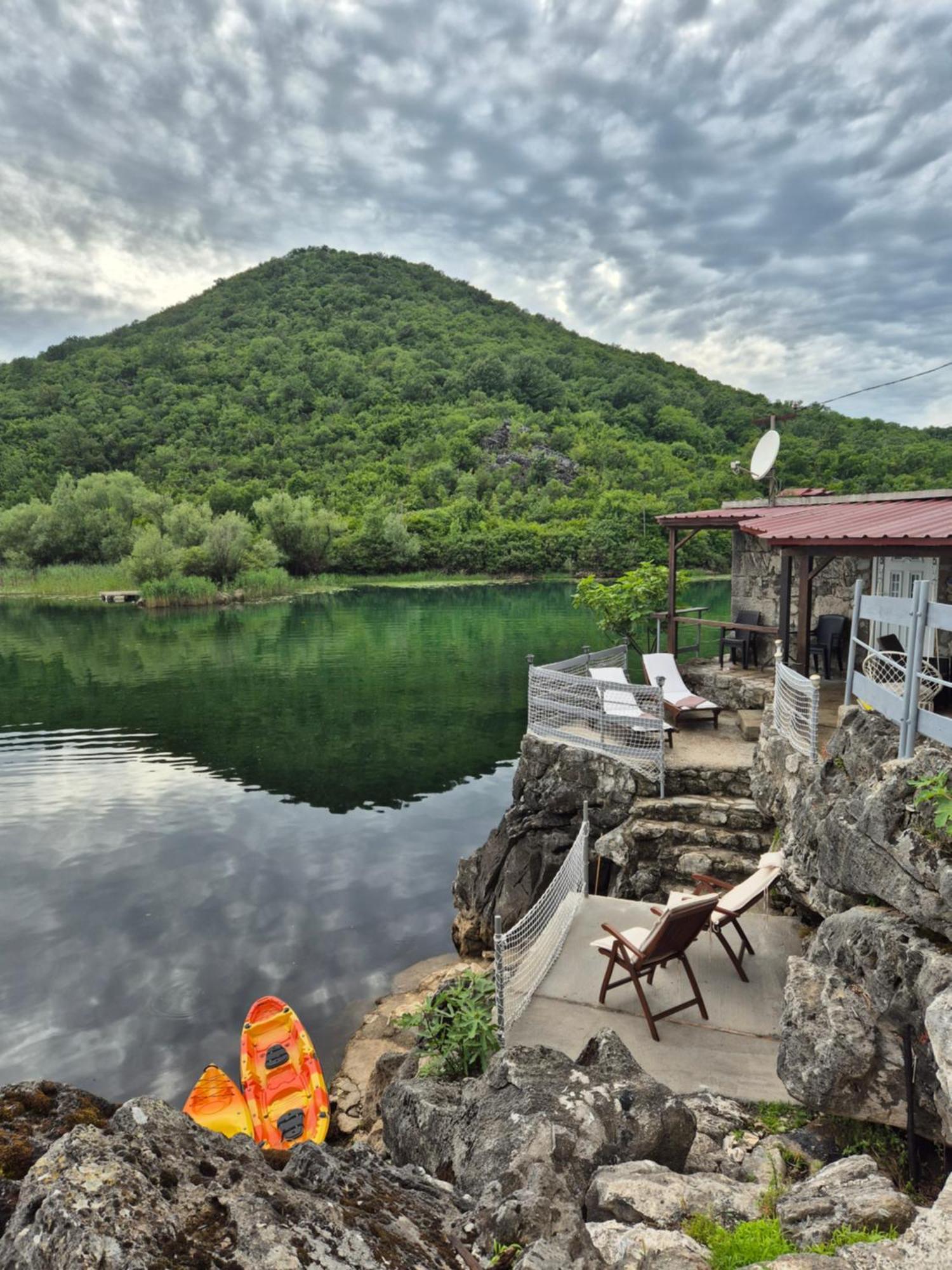Old House, Skadar Lake Cetinje Bagian luar foto